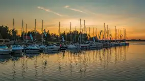 Zachód słońca z drona nad jeziorem Górkło, czerwiec 2025 r. - zdjęcie 9