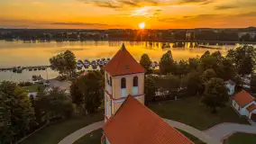 Zachód słońca nad jeziorem Bocznym, Rydzewo z lotu ptaka, lipiec 2025 r. - zdjęcie 31