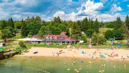 Jezioro Święcajty i Piękny Brzeg z lotu ptaka, sierpień 2025 r.