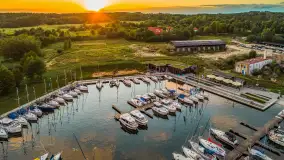 Zachód słońca z tęczą w tle, przystań Nautica, sierpień 2025 r. - zdjęcie 12