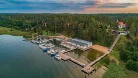 Resort Niegocin po zachodzie słońca na zdjęciach, sierpień 2025 r. - zdjęcie 3