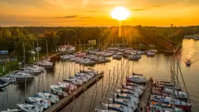 Zachód słońca w Węgorzewie, port Keja, sierpień 2025 r. - zdjęcie 23