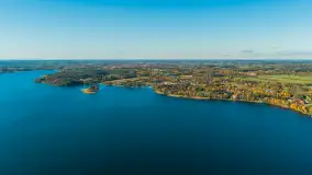 Jezioro Święcajty i Ognisty Ptak z drona, jesień 2025 r. - zdjęcie 7