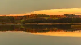 Zachód słońca nad jeziorem Gołdopiwo, listopad 2025 r. - zdjęcie 2