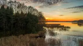 Zachód słońca nad jeziorem Gołdopiwo z drona, listopad 2025 r. - zdjęcie 12