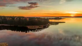 Zachód słońca nad jeziorem Gołdopiwo z drona, listopad 2025 r. - zdjęcie 1