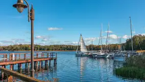 Łabędzi Ostrów i jezioro Kisajno w jesiennym wydaniu - zdjęcie 11