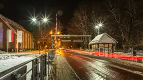 Nocne i zaśnieżone Giżycko, listopad 2025 r.