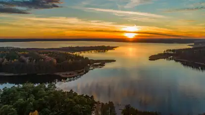 Jesienne Mazury z drona, mix ujęć, październik 2025 r.