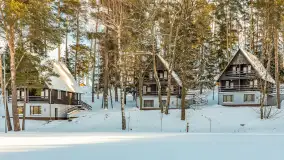 Zimowa sceneria w AZS Wilkasy nad Niegocinem, grudzień 2025 r. - zdjęcie 45