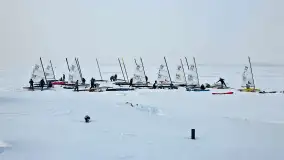 Pierwsze bojery w sezonie 2026 (styczeń), jezioro Śniardwy, Nowe Guty - zdjęcie 5