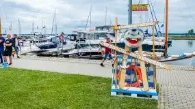 Oldtimery na wodzie w Giżycku: koncert, regaty i parada - zdjęcie 37