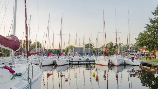 Zdjęcia: Zachód słońca w poetyckich dźwiękach muzycznego duetu  - zdjęcie 10