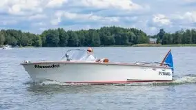 Rejsy luksusowymi jachtami motorowymi - zdjęcie 36