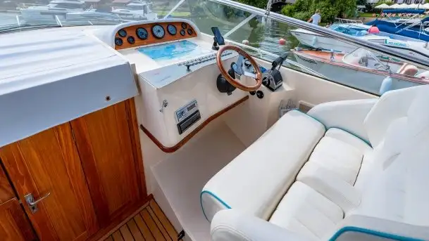 Rejsy luksusowymi jachtami motorowymi - zdjęcie 4