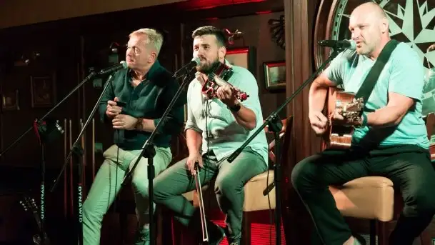 Zdjęcia: Śpiew, harmonijka, gitary i skrzypce w Tawernie Albatros - zdjęcie 6