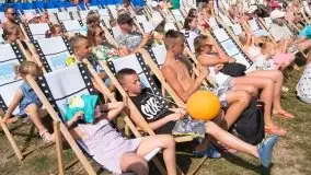 Zdjęcia: Rodzinna zabawa na plaży miejskiej nad Niegocinem  - zdjęcie 17