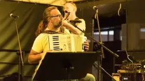 Zdjęcia: Szanty, irlandzki folk i bluegrass na sztynorckiej scenie  - zdjęcie 11