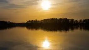 Jezioro Stręgiel skąpane w złocie zachodu słońca - zdjęcie 22