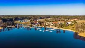 Piaski i jezioro Bełdany w marcowym słońcu - zdjęcie 12