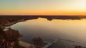 Piaski i jezioro Bełdany w marcowym słońcu - zdjęcie 17