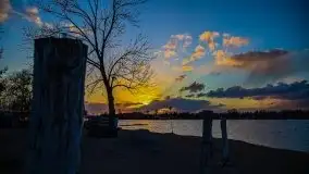 Tło Dla Mew i Marina Rydzewo w kolorach zachodu słońca - zdjęcie 3