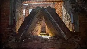 Zdjęcia: Pałac w Prośnie – monumentalna, romantyczna i tajemnicza ruina - zdjęcie 45