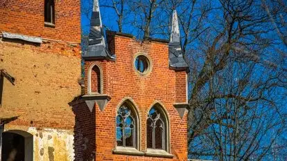 Zdjęcia: Pałac w Prośnie – monumentalna, romantyczna i tajemnicza ruina