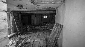 Cień historii sprzed kilkudziesięciu lat w jednym z pałacyków - zdjęcie 18