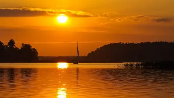 Zdjęcia: Poradnik - motorowodne Mazury - jeziora Kisajno i Tajty - zdjęcie 3