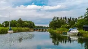 Zdjęcia: Poradnik - motorowodne Mazury - jezioro Śniardwy - zdjęcie 3