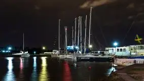 Port AZS Wilkasy skąpany w ciemnościach nocy - zdjęcie 23