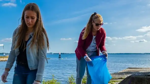 Sprzątanie Świata (Mazur) przez Rotarack Giżycko i Giżycką Grupę Regatową - zdjęcie 6