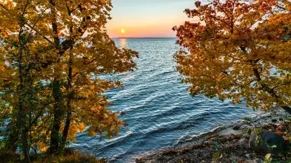 Zachód słońca, jezioro Dargin, przystań Melnik