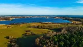 Jesienne jezioro Tuchlin z lotu mewy - zdjęcie 19