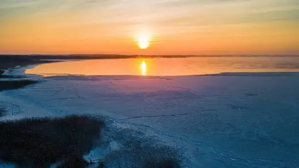 Zimowy wschód słońca nad jeziorem Dargin i... -27 stopni - zdjęcie 5