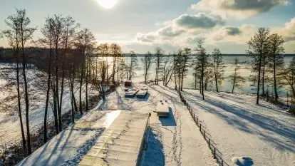 Zimowy Dargin i port Nowy Harsz