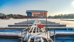 Stanica Wodna Stranda w zimowej scenerii - zdjęcie 11