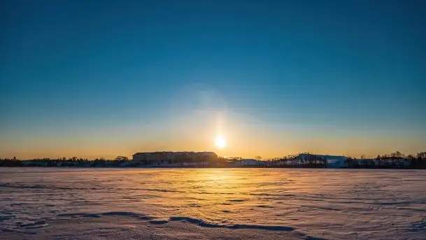 Zimowe Mikołajki skąpane w zachodzącym słońcu, 02.2021