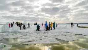 Fotorelacja z rzeźbienia w lodzie w Giżycku - zdjęcie 11