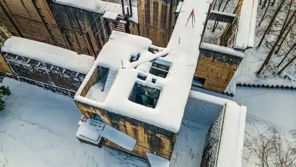 Śluza w Leśniewie Górnym w zimowej szacie, luty 2021 - zdjęcie 11