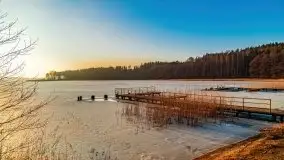 Przedwiosenny zachód słońca nad jeziorem Gołdopiwo i Żabiniec - zdjęcie 6