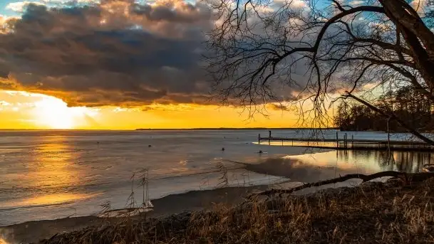 Efekt halo - zachód słońca nad jeziorem Dargin - zdjęcie 11