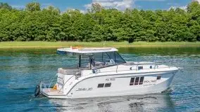 Zdjęcia: Made in Mazury - poznaj jacht motorowy Stillo 30 - zdjęcie 1