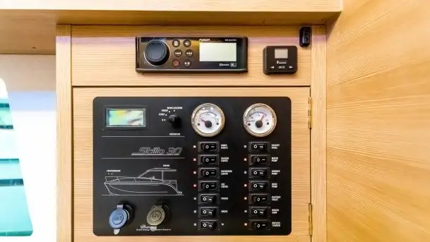 Zdjęcia: Made in Mazury - poznaj jacht motorowy Stillo 30 - zdjęcie 6