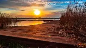 Wiosenny wschód słońca nad jeziorem Pozezdrze - zdjęcie 26