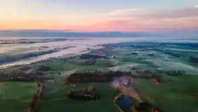 Wschód słońca z drona nad jeziorem Wojnowo - zdjęcie 34