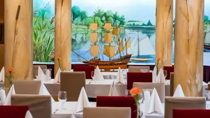 Restauracja Żeglarska w Hotelu Robert's Port**** - zdjęcie 2