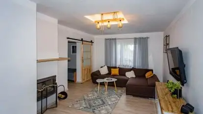 Domek wśród pól - zdjęcie 8