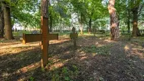 Zabytkowy Cmentarz Ewangelicki w Pieckach